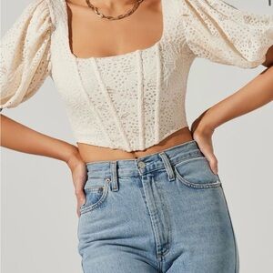 Elegant Cream Lace Puff Sleeve Top